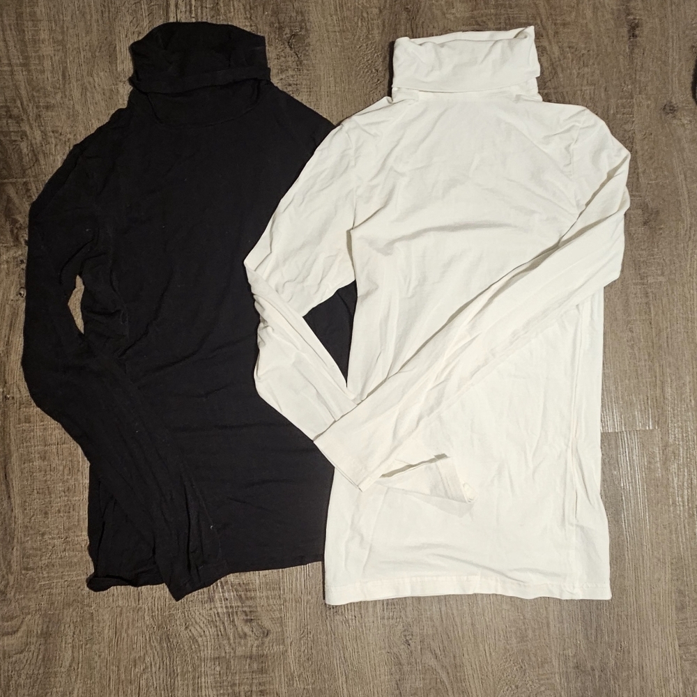 Bundle of long sleeve tops